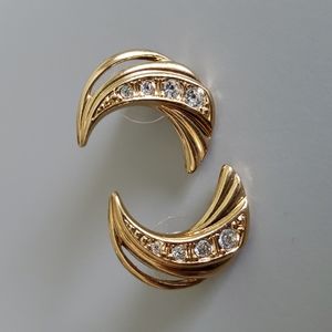 Vintage Moon🌙 Crescent Goldtone Earrings